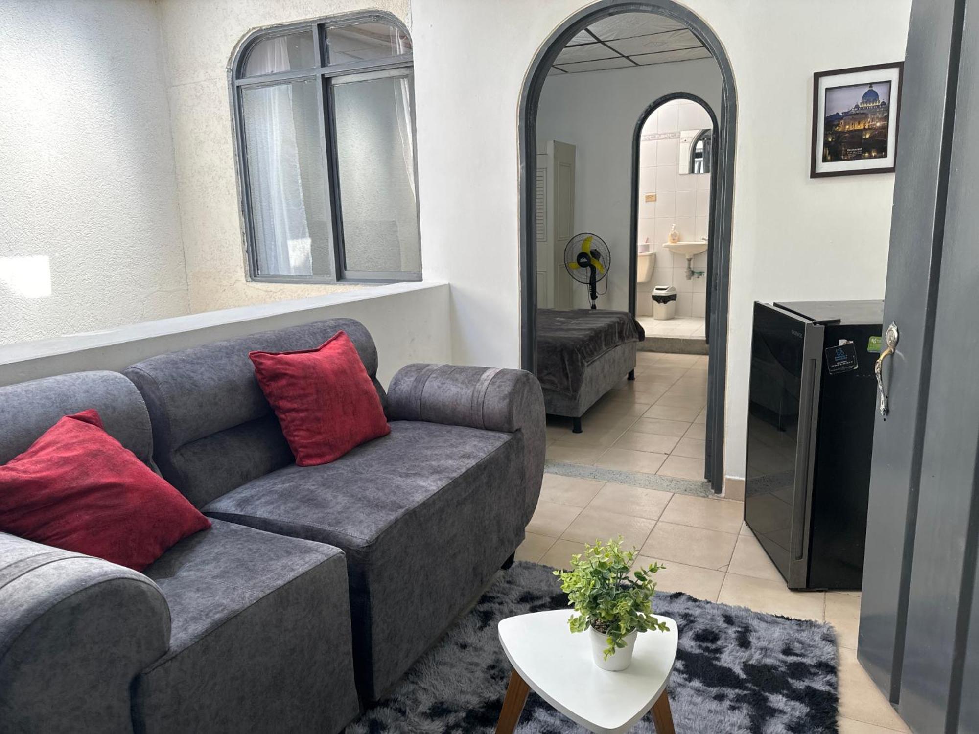 Habitacion Para Pareja Y Terraza