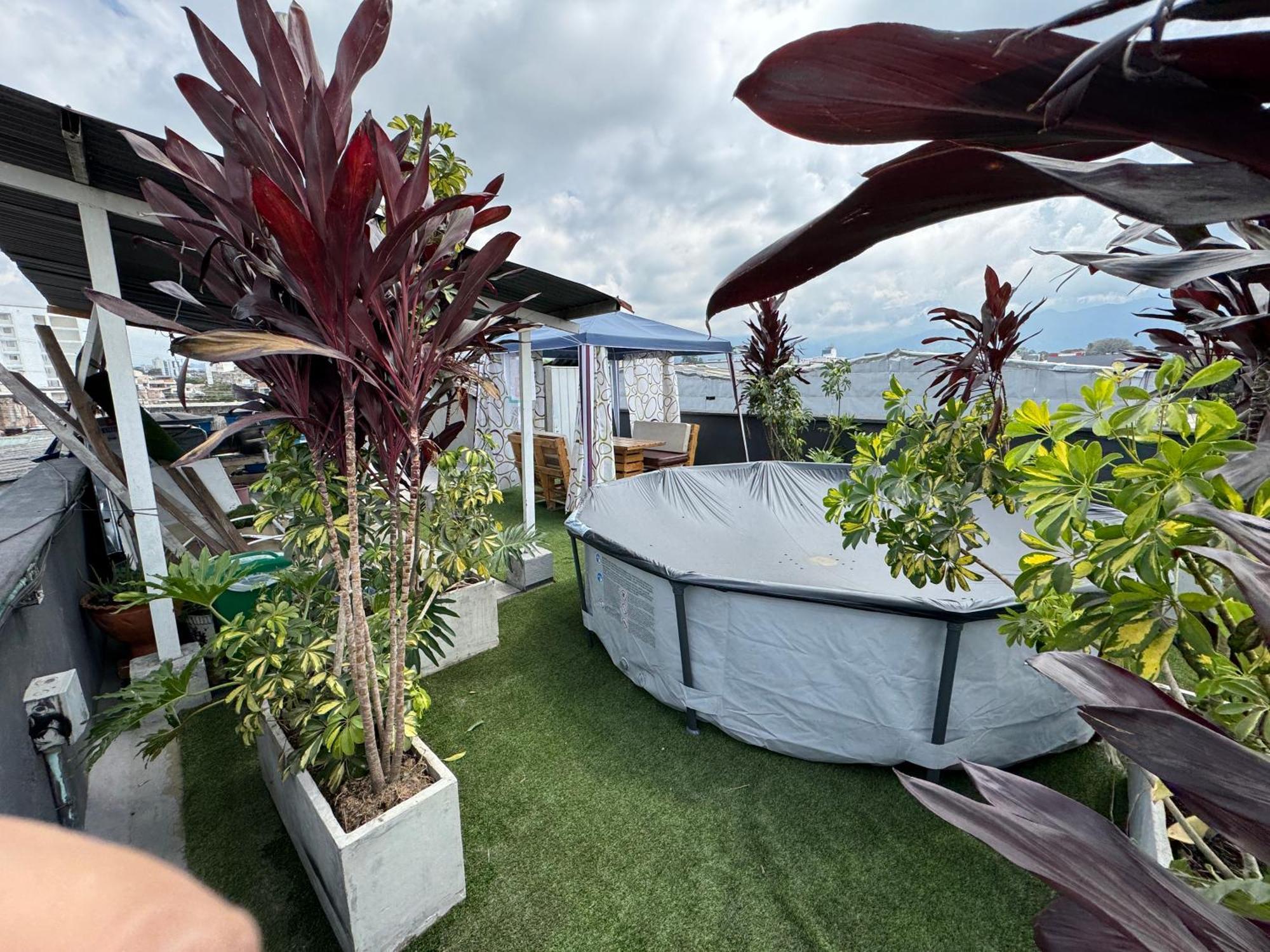 Habitacion Para Pareja Y Terraza * Armenia (Quindio)
